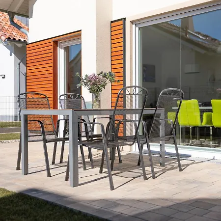 Feriehus Fuer Ganze Familie - Kamin-sauna-see Krakow am See